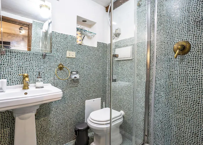 The Magic Hole * Rome