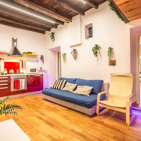 The Magic Hole Apartman *